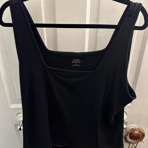 Cozy Earth Bamboo Square Neck Top and Shorts Set - Picture 3 of 6